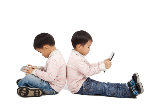 Sixty-eight percent of parents of 2-year-olds reported that their toddler uses a tablet, while 52 percent said they were concerned that technology use has a negative impact on their conversations with their child.